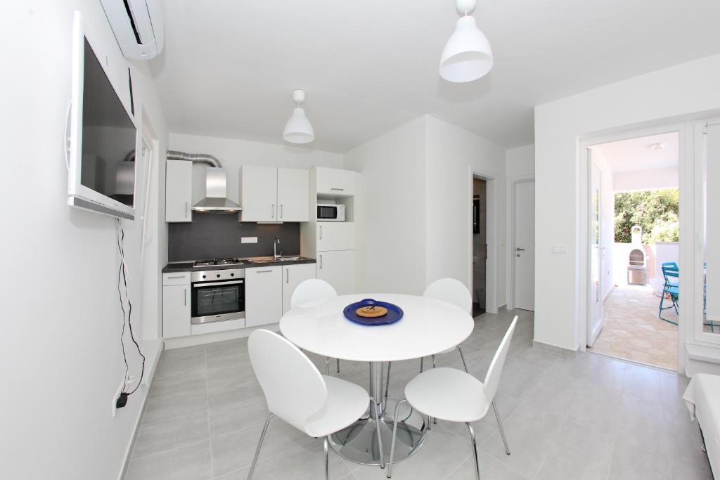Moli Apartment *