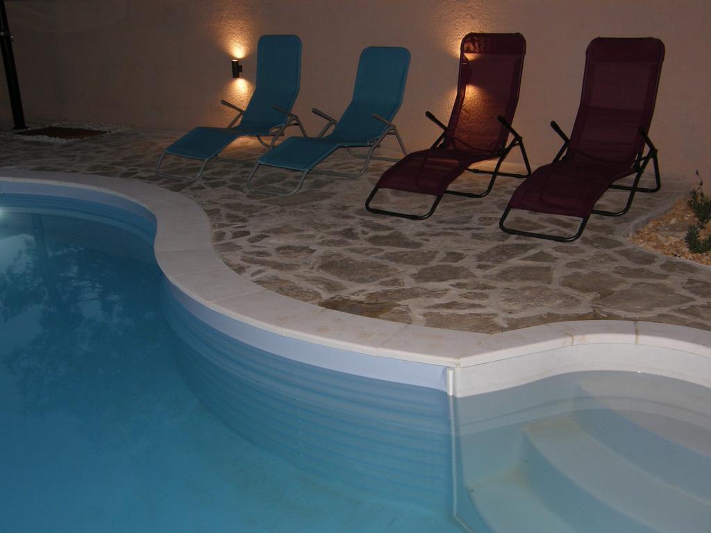 Moli Apartment