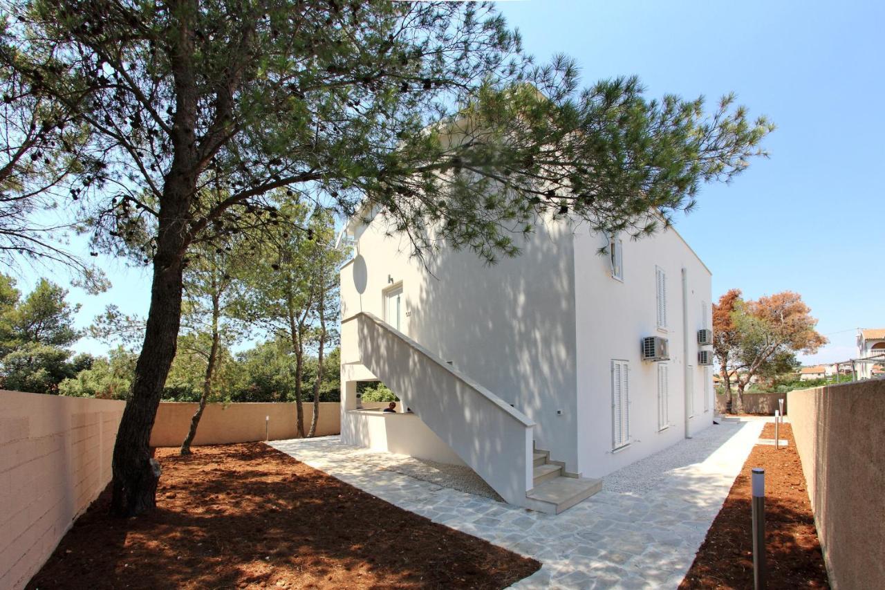 Moli Apartment *